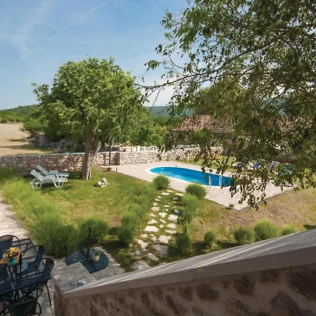 With Outdoor Swimming Pool 441 *