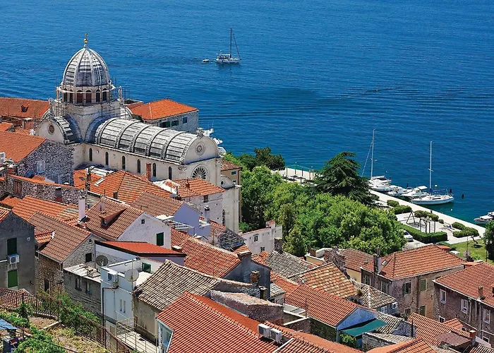 Сasa de vacaciones With Outdoor Swimming Pool 441 Lozovac